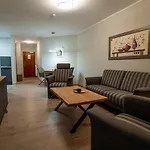 Cityhome Am Kurpark 아파트호텔 바트잘츠우프렌